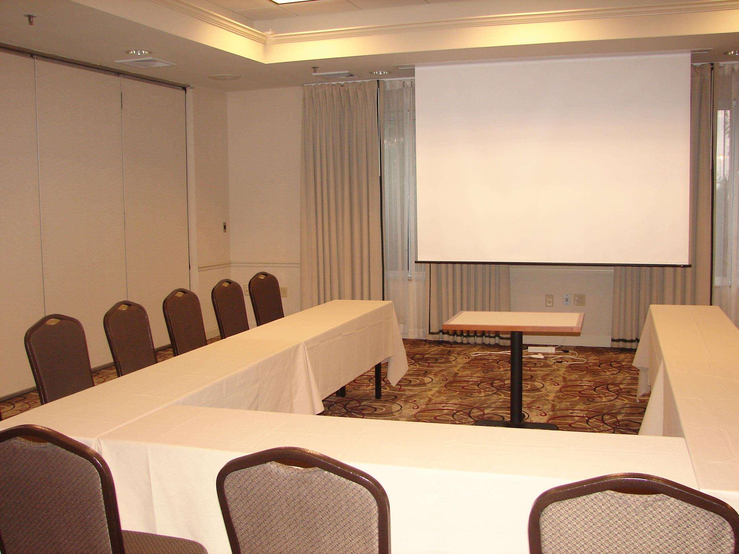 Hilton Garden Inn ננואט מראה חיצוני תמונה