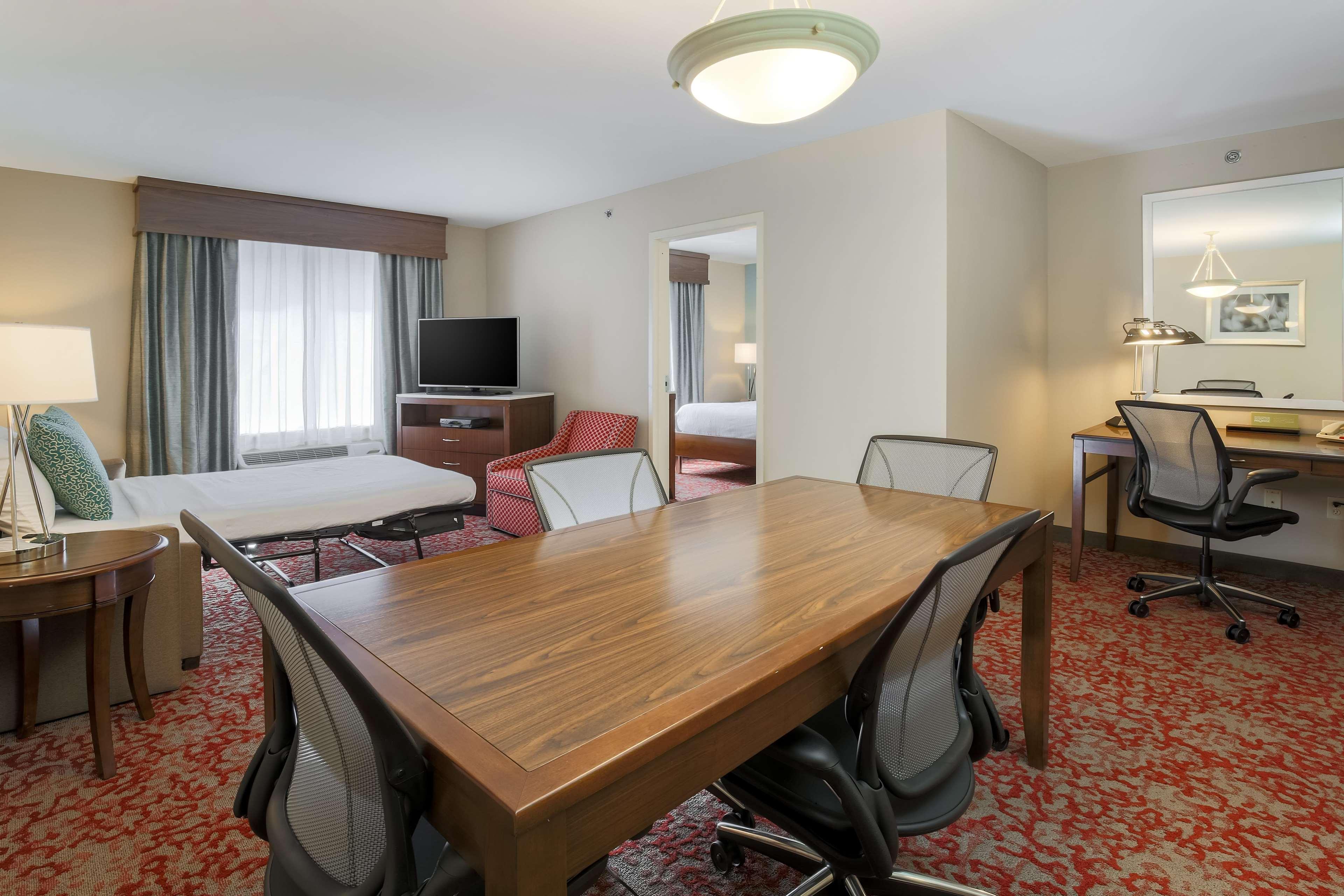 Hilton Garden Inn ננואט מראה חיצוני תמונה