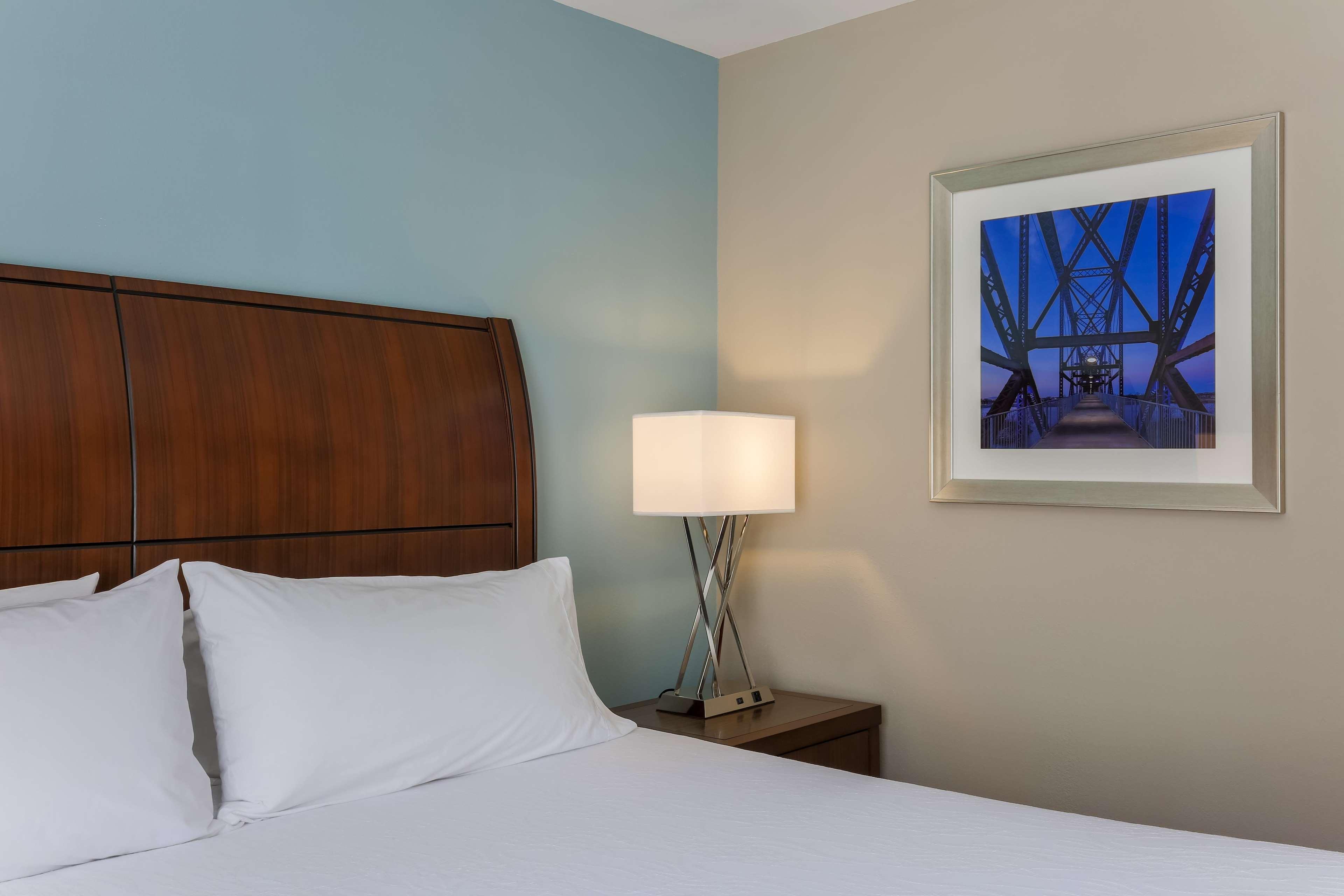 Hilton Garden Inn ננואט מראה חיצוני תמונה