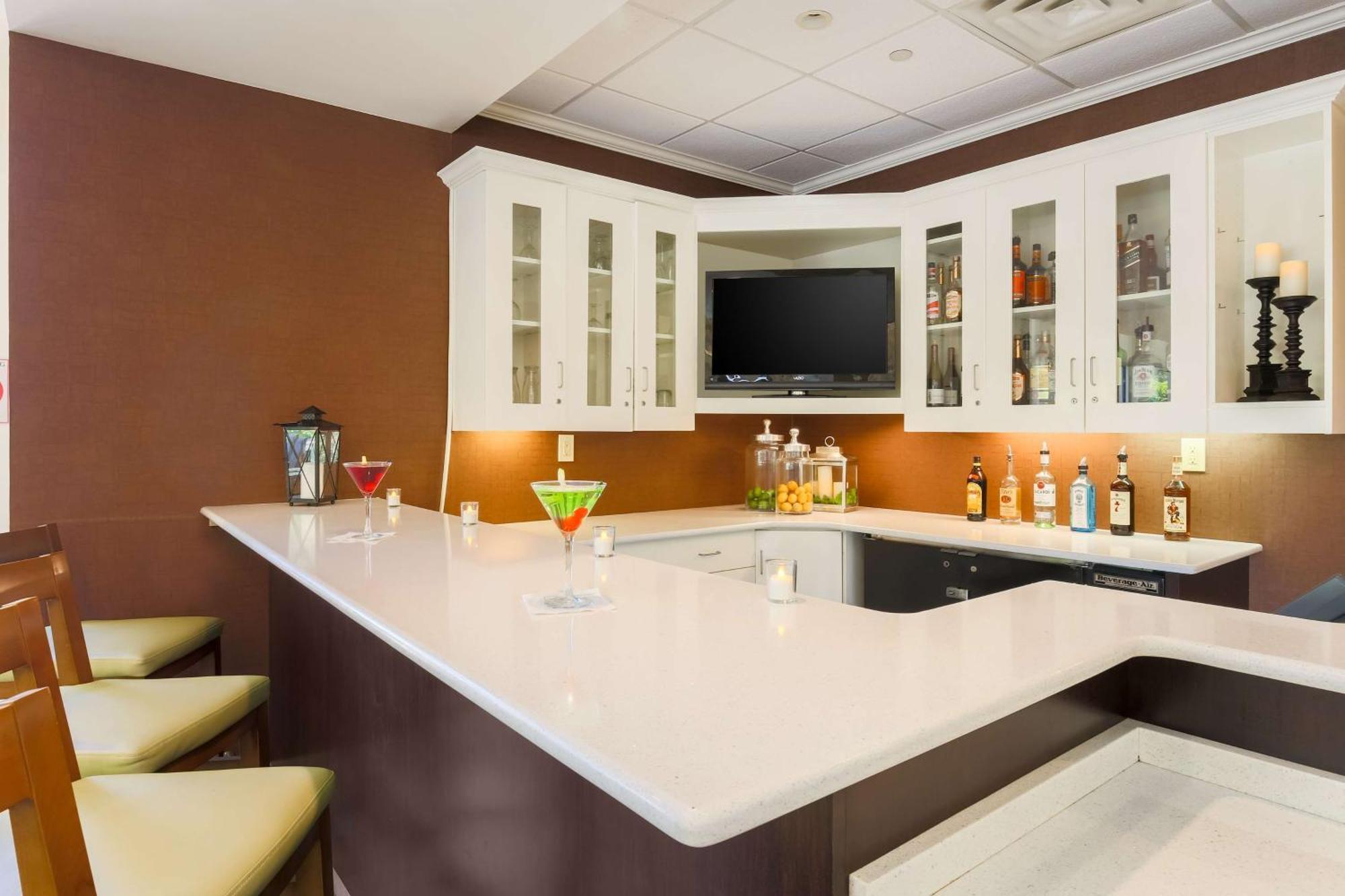 Hilton Garden Inn ננואט מראה חיצוני תמונה