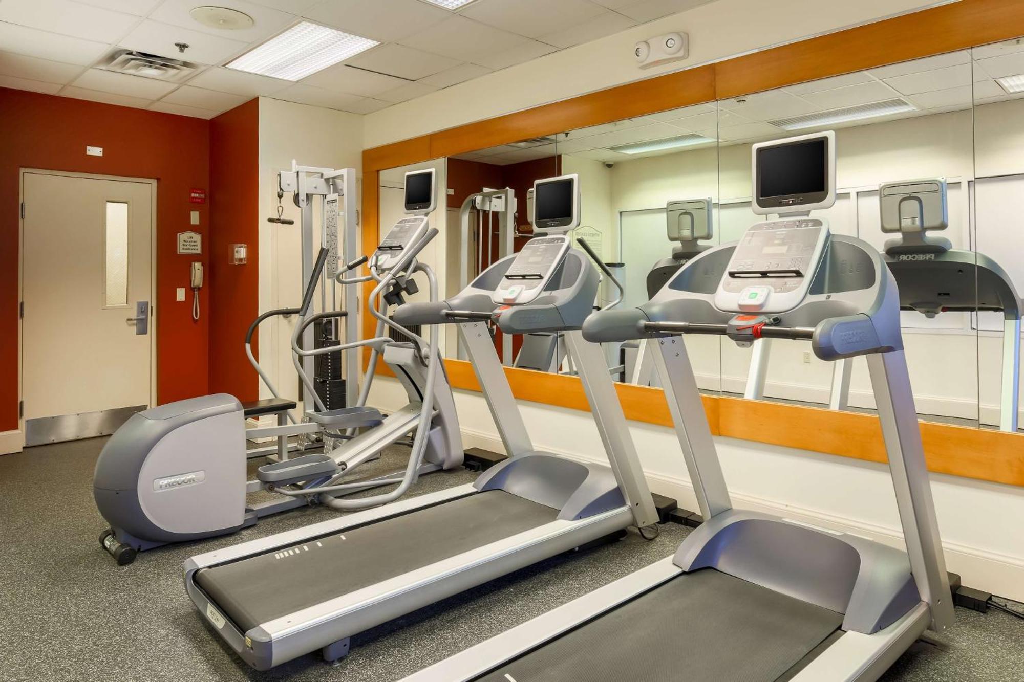 Hilton Garden Inn ננואט מראה חיצוני תמונה