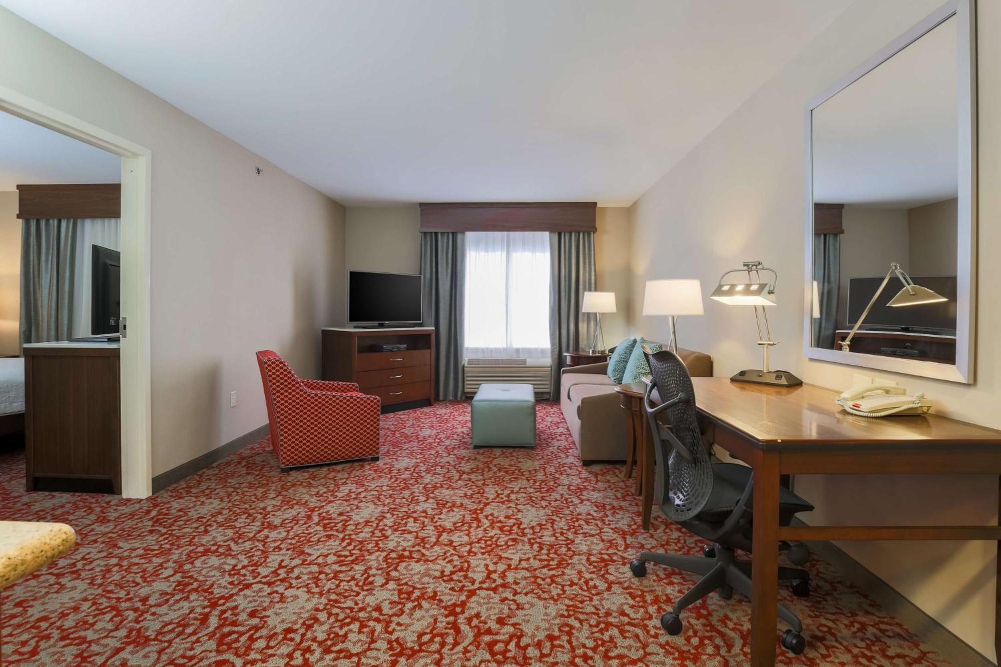 Hilton Garden Inn ננואט מראה חיצוני תמונה